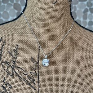NWOT Silver Diamond Pendant Necklace